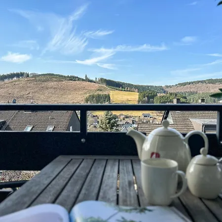 Schoene Aussicht *